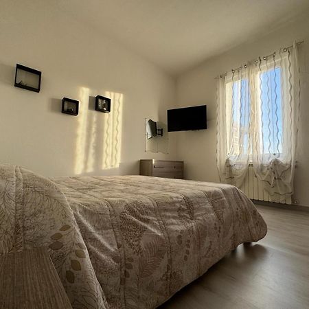 La Casa Di Carlotta Apartment Ceparana Bagian luar foto