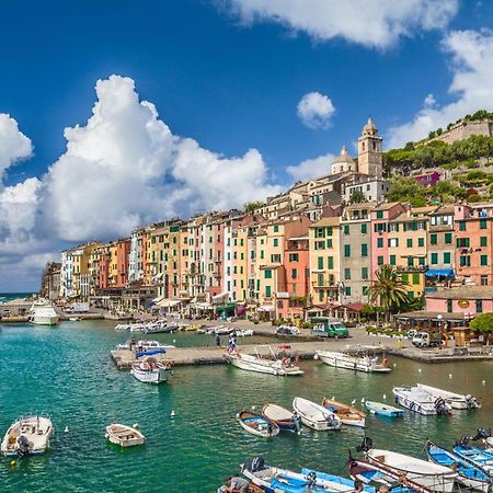 La Casa Di Carlotta Apartment Ceparana Bagian luar foto