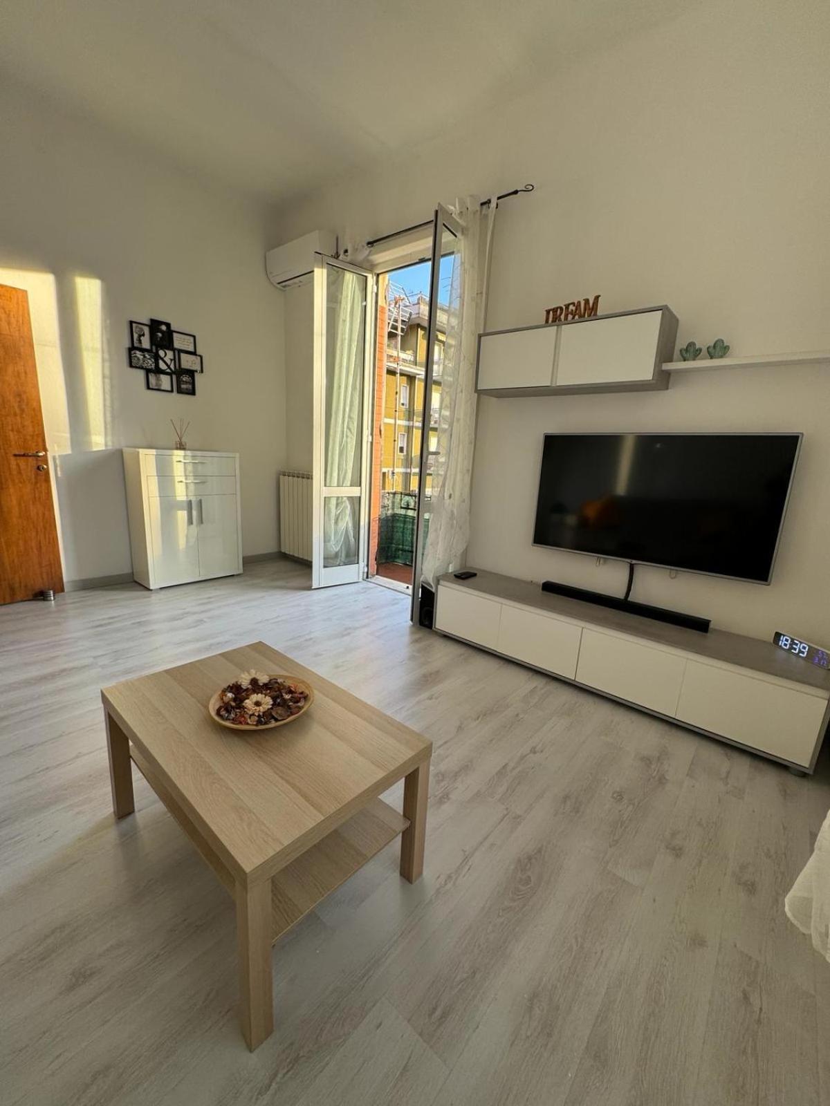 La Casa Di Carlotta Apartment Ceparana Bagian luar foto
