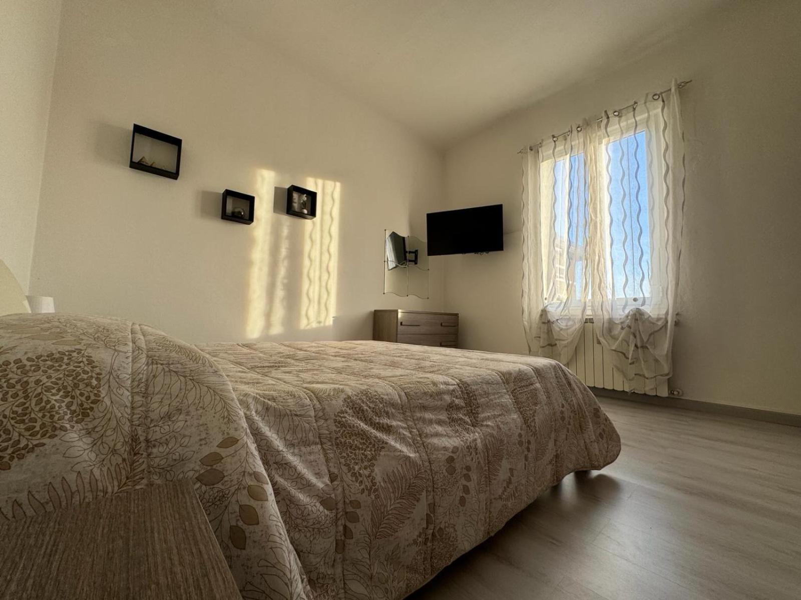 La Casa Di Carlotta Apartment Ceparana Bagian luar foto